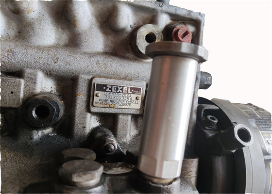 6D24 ha utilizzato la pompa di iniezione di carburante per SY485 HD1430 - 3 131150 - 2720